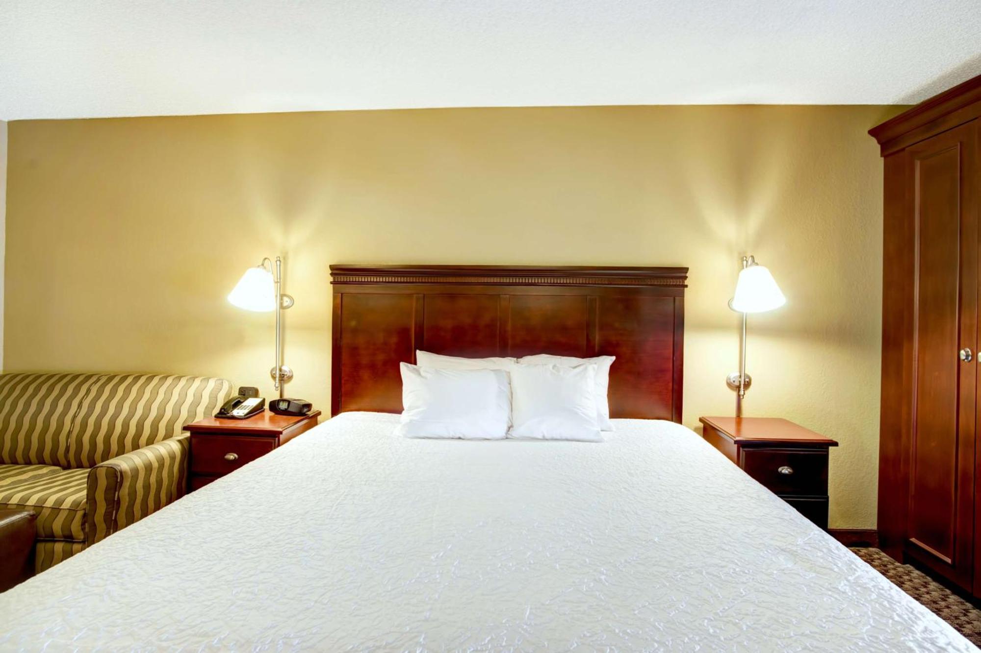 Hampton Inn College Station-Near Texas A&M University מראה חיצוני תמונה