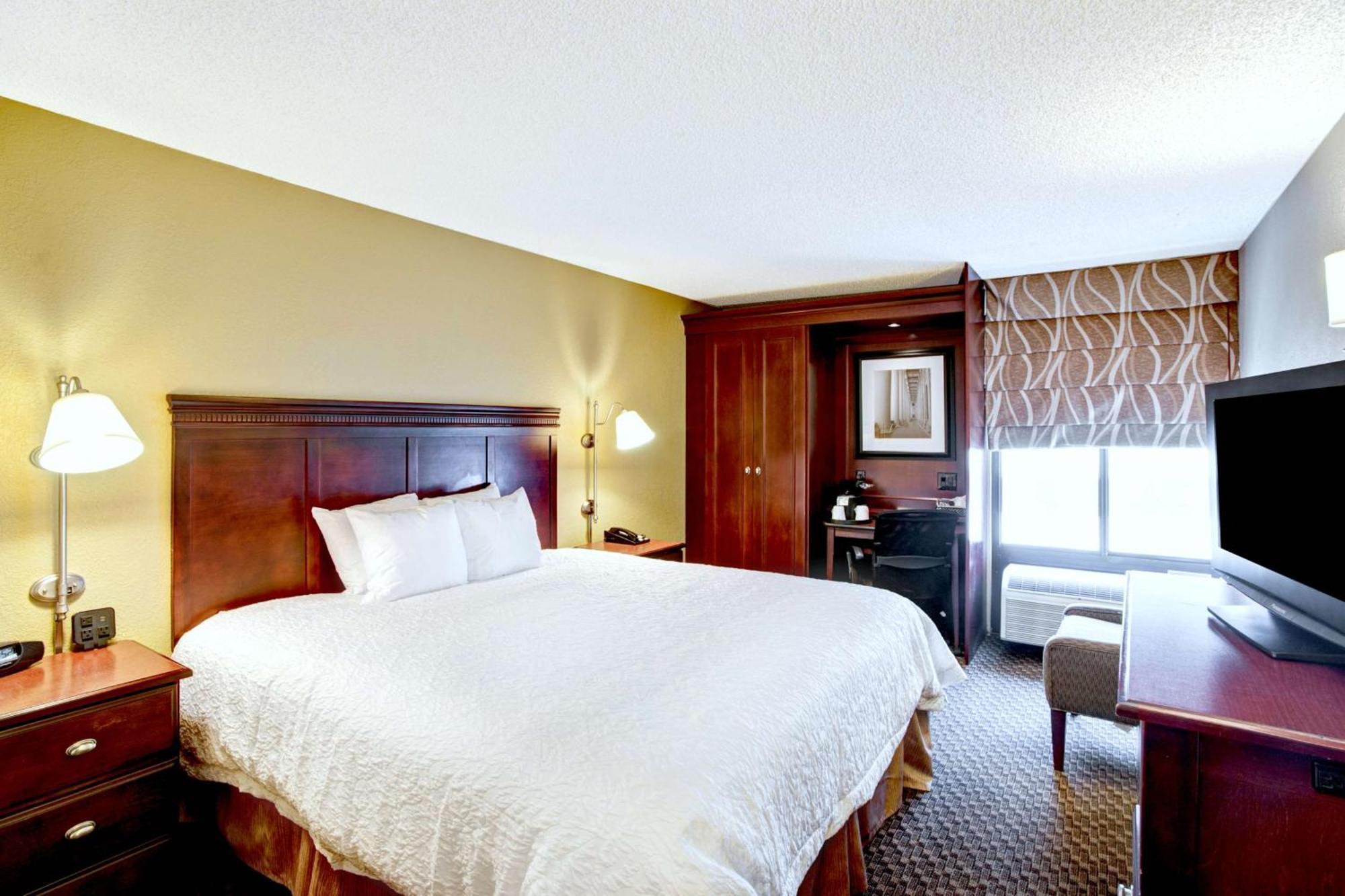 Hampton Inn College Station-Near Texas A&M University מראה חיצוני תמונה