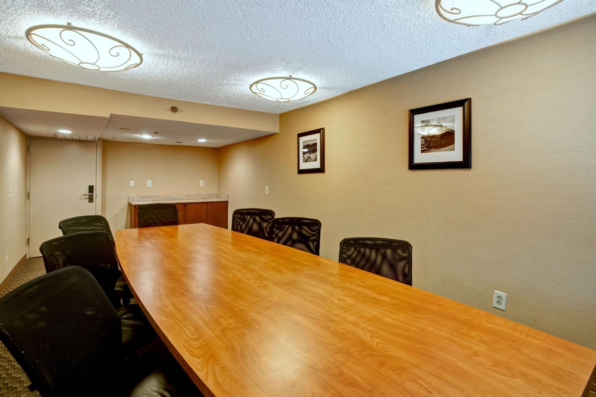 Hampton Inn College Station-Near Texas A&M University מראה חיצוני תמונה
