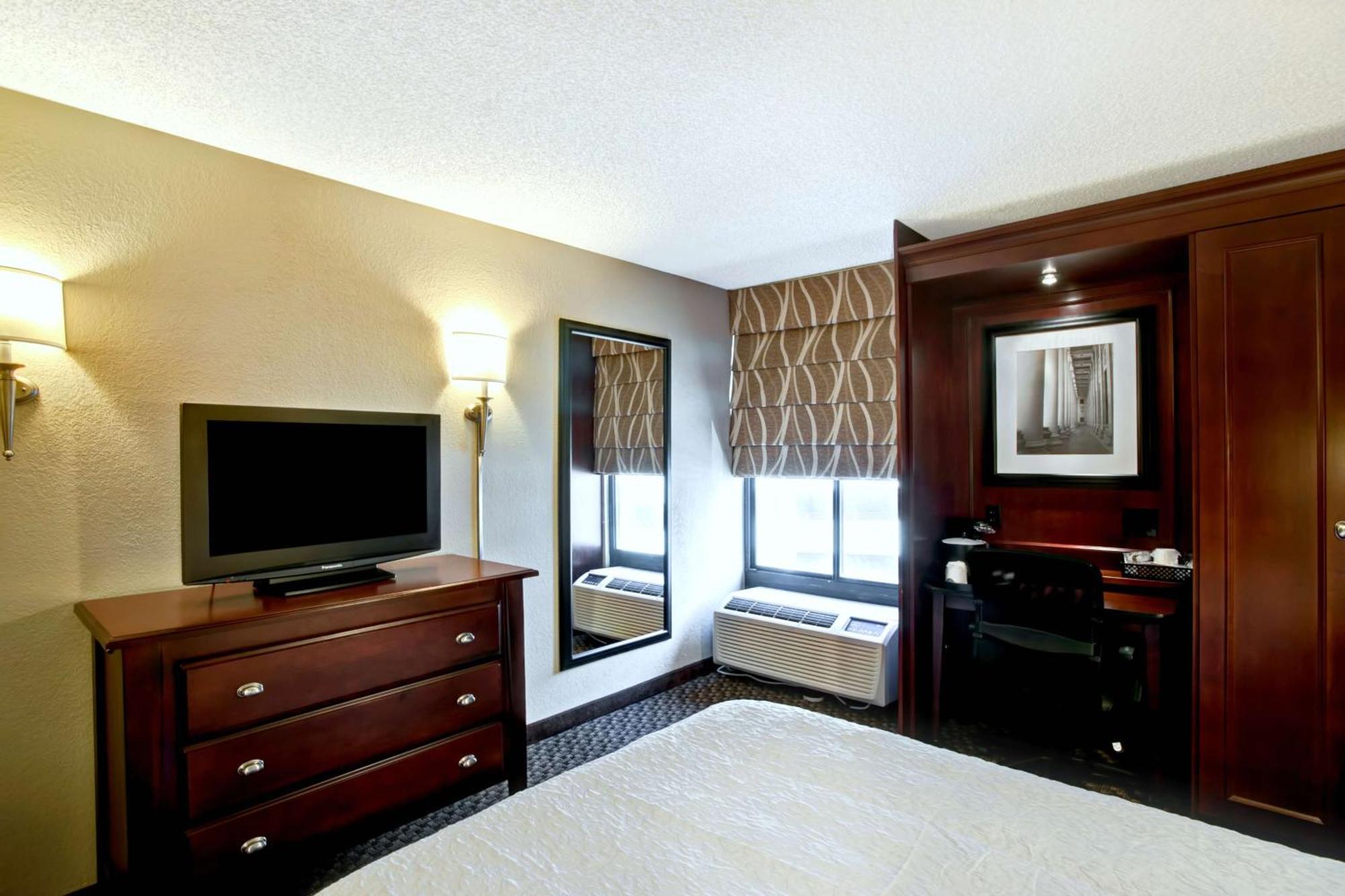 Hampton Inn College Station-Near Texas A&M University מראה חיצוני תמונה