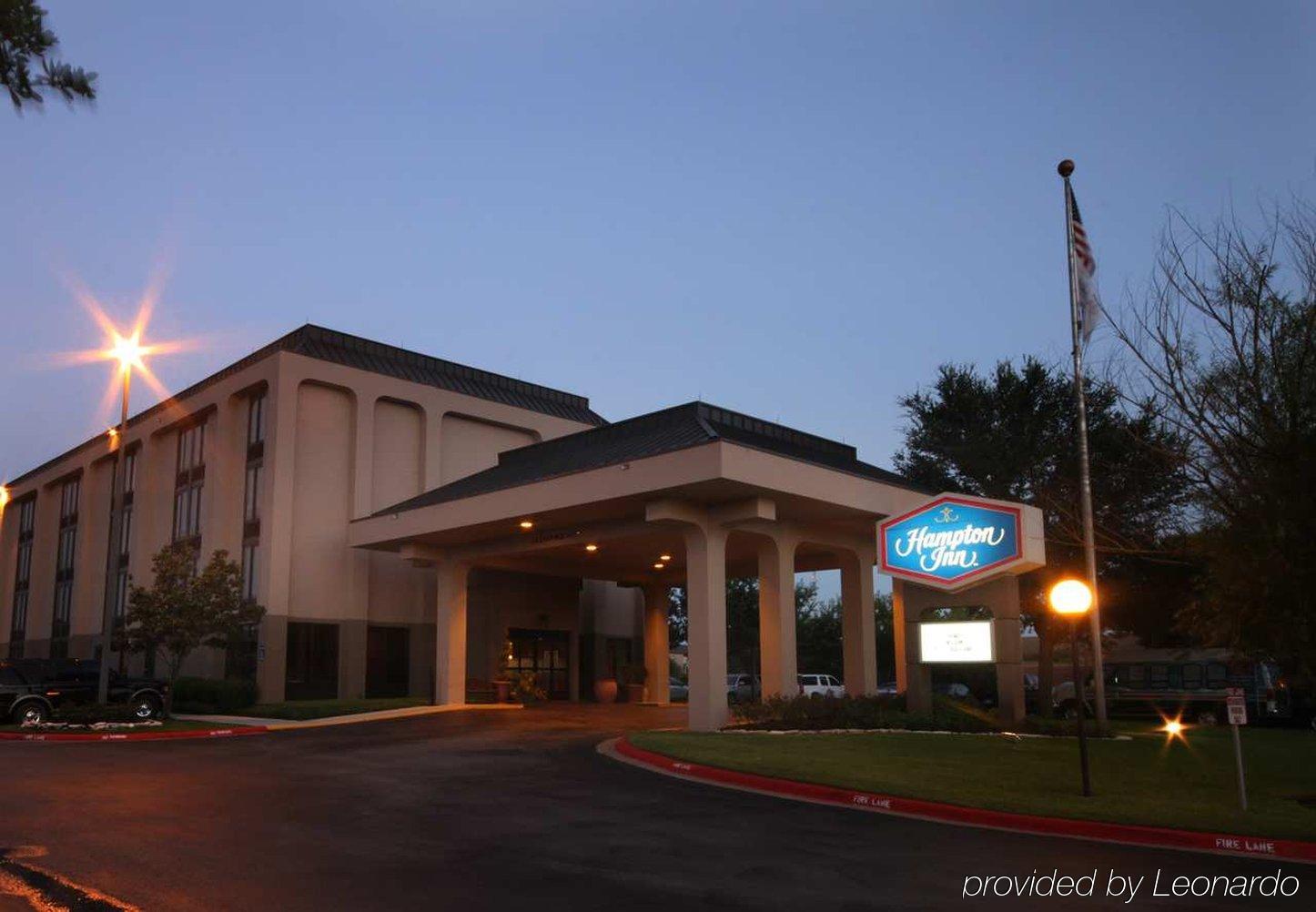 Hampton Inn College Station-Near Texas A&M University מראה חיצוני תמונה